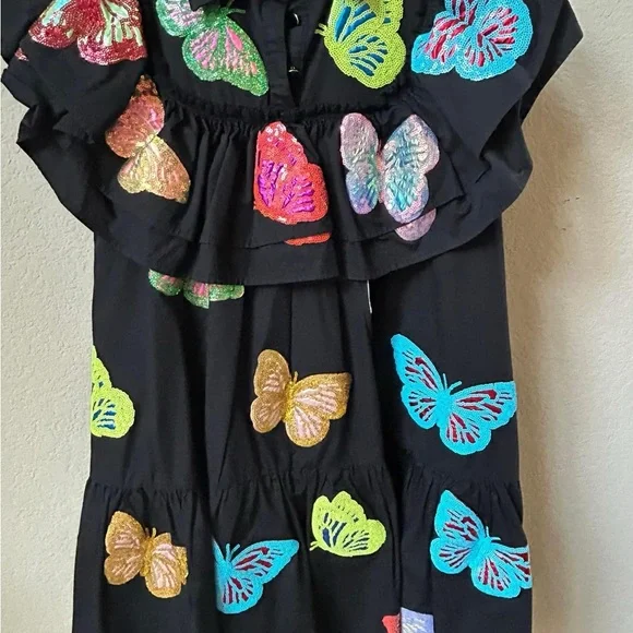 EUC Queen of Sparkle sequin scattered butterfly black puff sleeve dress sz Large - Picture 2 of 4